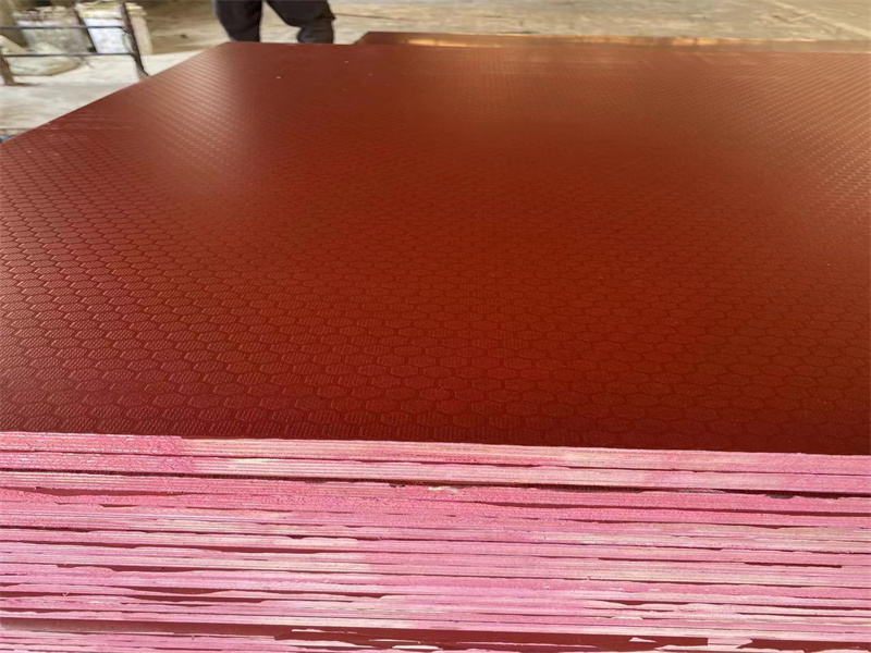 Anti-Slip Film Faced Plywood